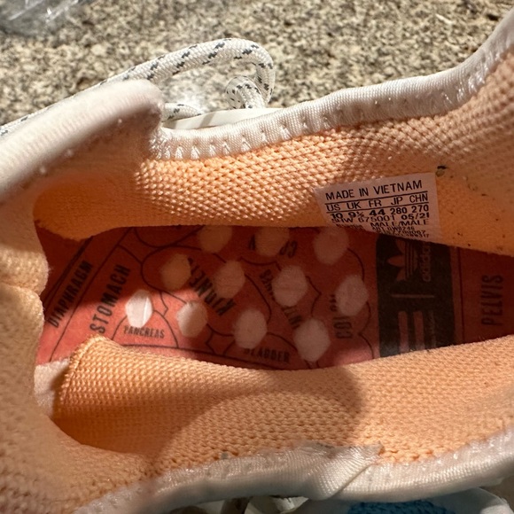 Auth Adidas Pharrell Human Made - Picture 8 of 11